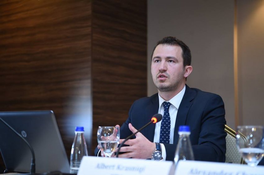 Krasniqi: Kurti e Haradinaj në opozitë i patën bashkuar kauzat, si kryeministra njëri e bëri Demarkacionin, tjetri po e bënë Asociacionin