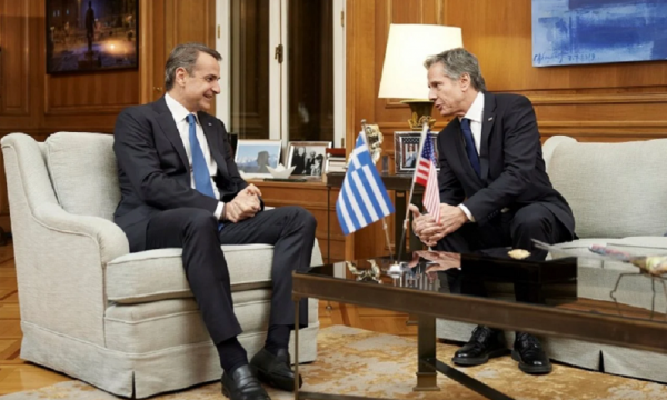 Blinken thirrje rivalëve, i kërkon Greqisë dhe Turqisë të shmangin tensionet