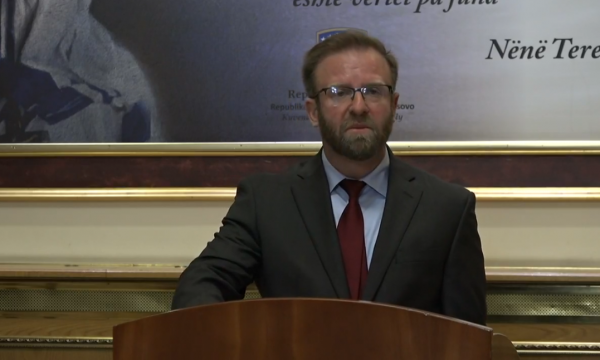 Haki Abazi: Fatkeqësisht procesi i dialogut nuk do të përfundojë shumë shpejt