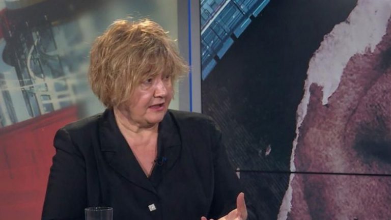 Me kërkesë të opozitës e në mungesë të Kurtit, shtyhet seanca e kuvendit