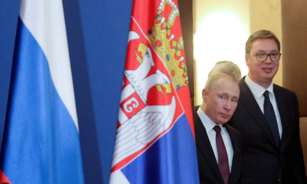 Përzihet sërish Rusia, thotë se Perëndimi po i bën presion Serbisë të na vendos sanksione