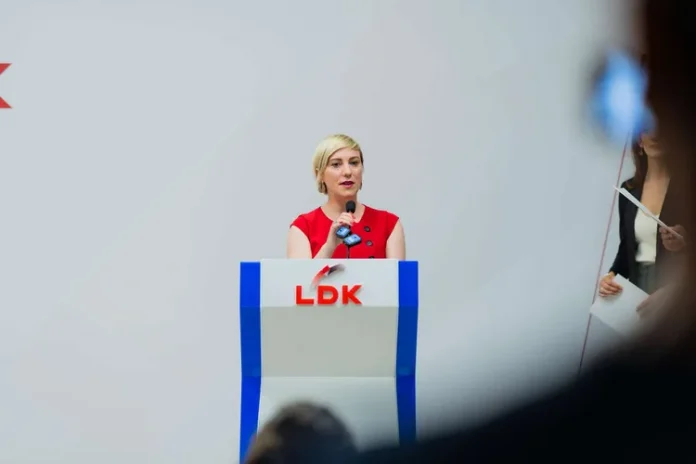 LDK: Qeveria e mbyllur hermetikisht, po shkakton mosbesim te qytetarët