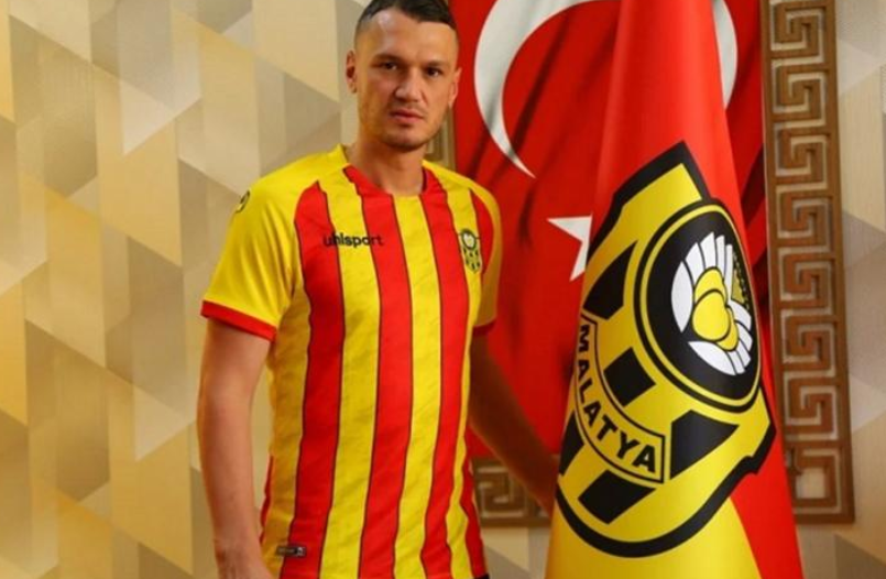 Ky është lojtari që u hodh nga kati i 2 për të shpëtuar veten, 2 shokët e ekipit vdiqën nën rrënoja