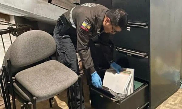 U siguronin viza shtetasve shqiptarë, zbërthehet skema e falsifikatorëve në Ekuador