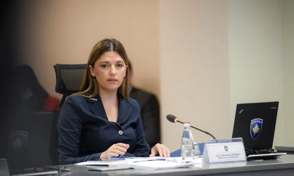 A do të japë dorëheqje pasi Ligji për KPK u shpall anti-kushtetues?-flet ministrja Haxhiu