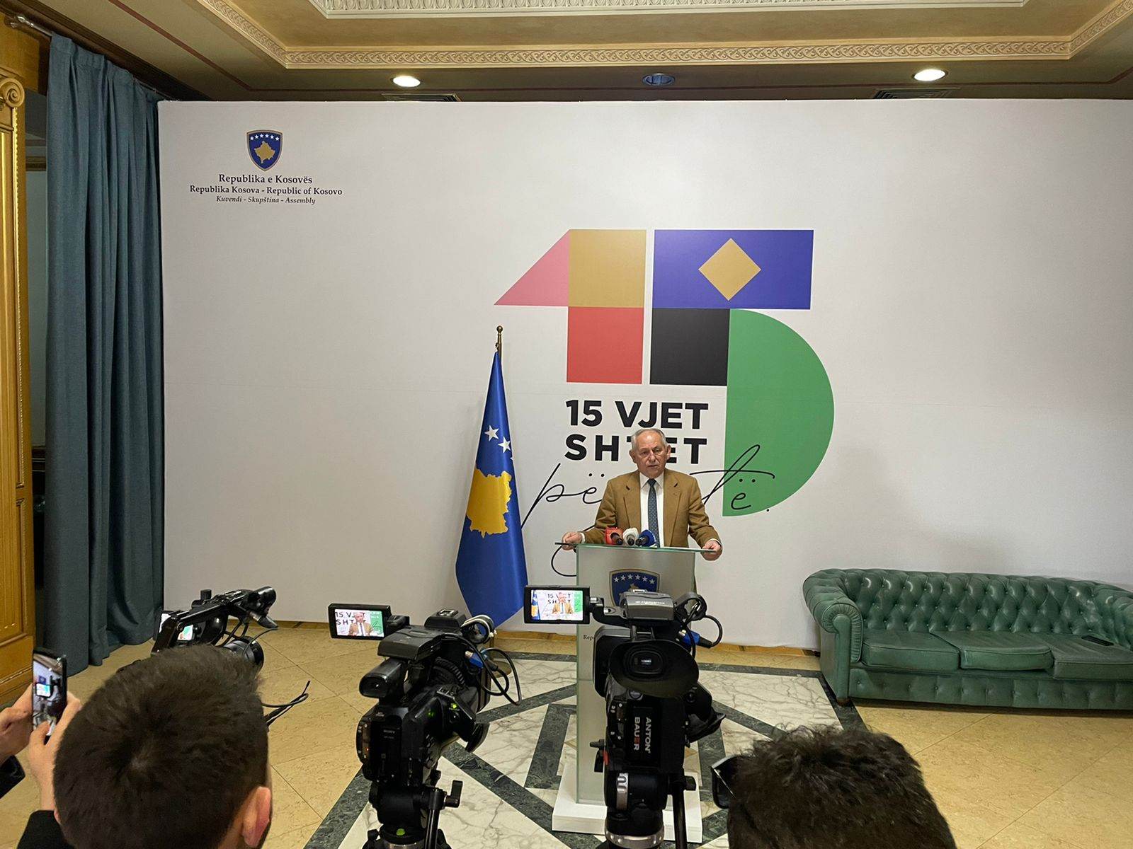 AAK: Urgjent shëndetësia të kthehet në prioritet qeverisës – mjaft më eksperimente!