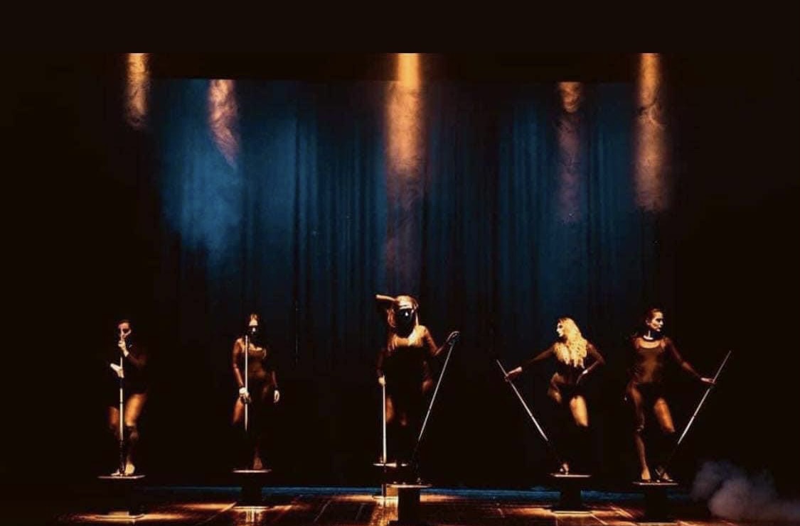 Shfaqja “Top Girls” nesër në teatrin “Avdush Hasani”