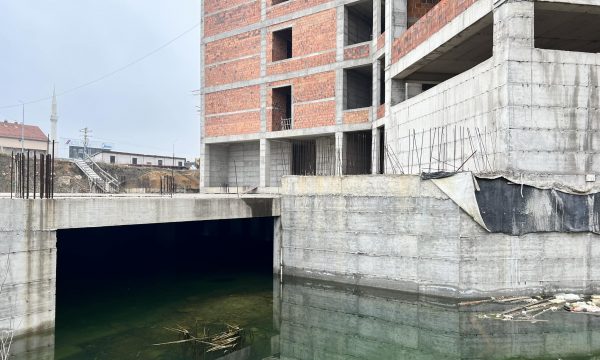 Kështu ka përfunduar objekti i paraparë për Spital në Ferizaj