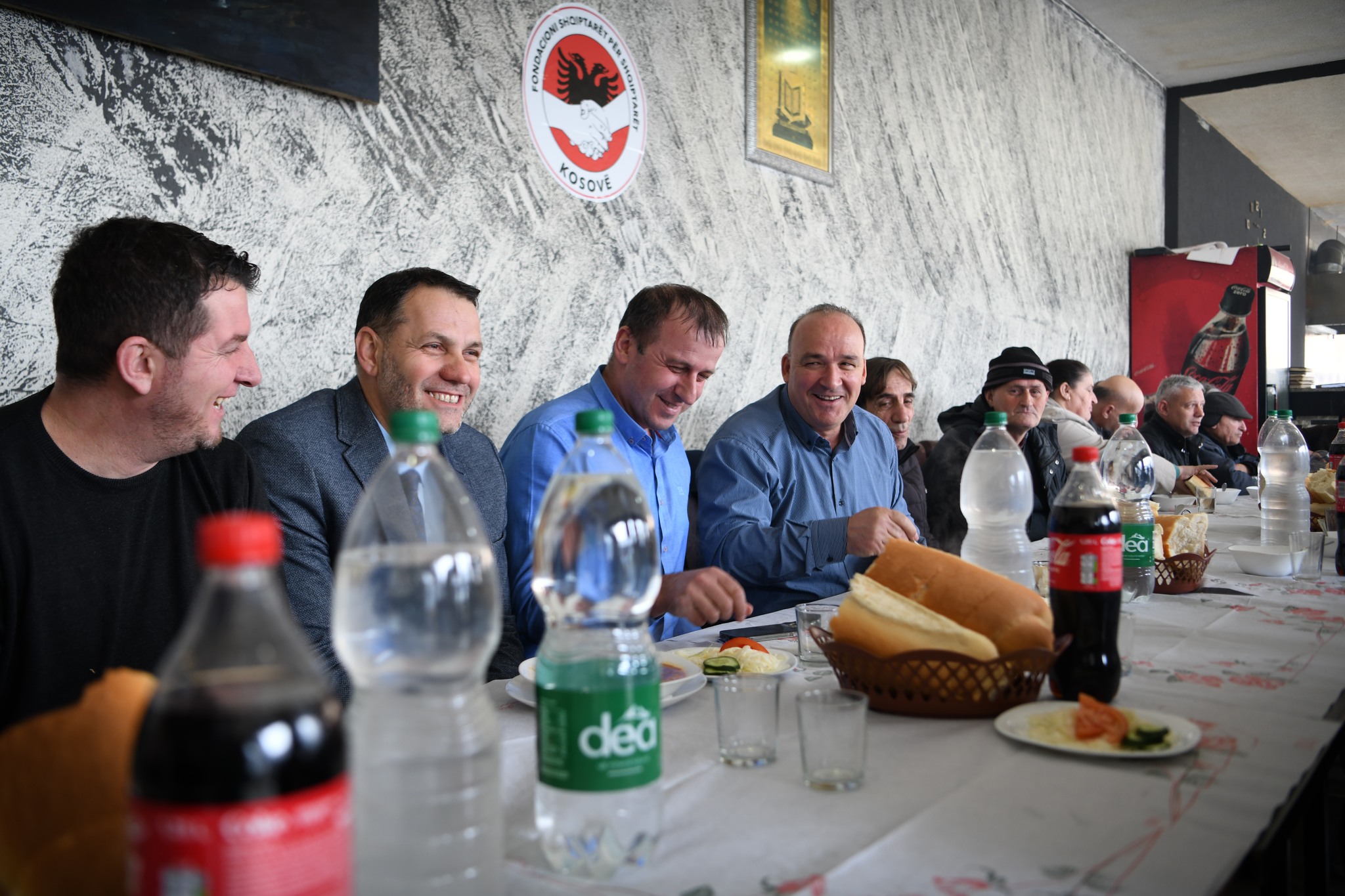 Shpejtim Bulliqi drekon së bashku me të moshuarit llapjanë