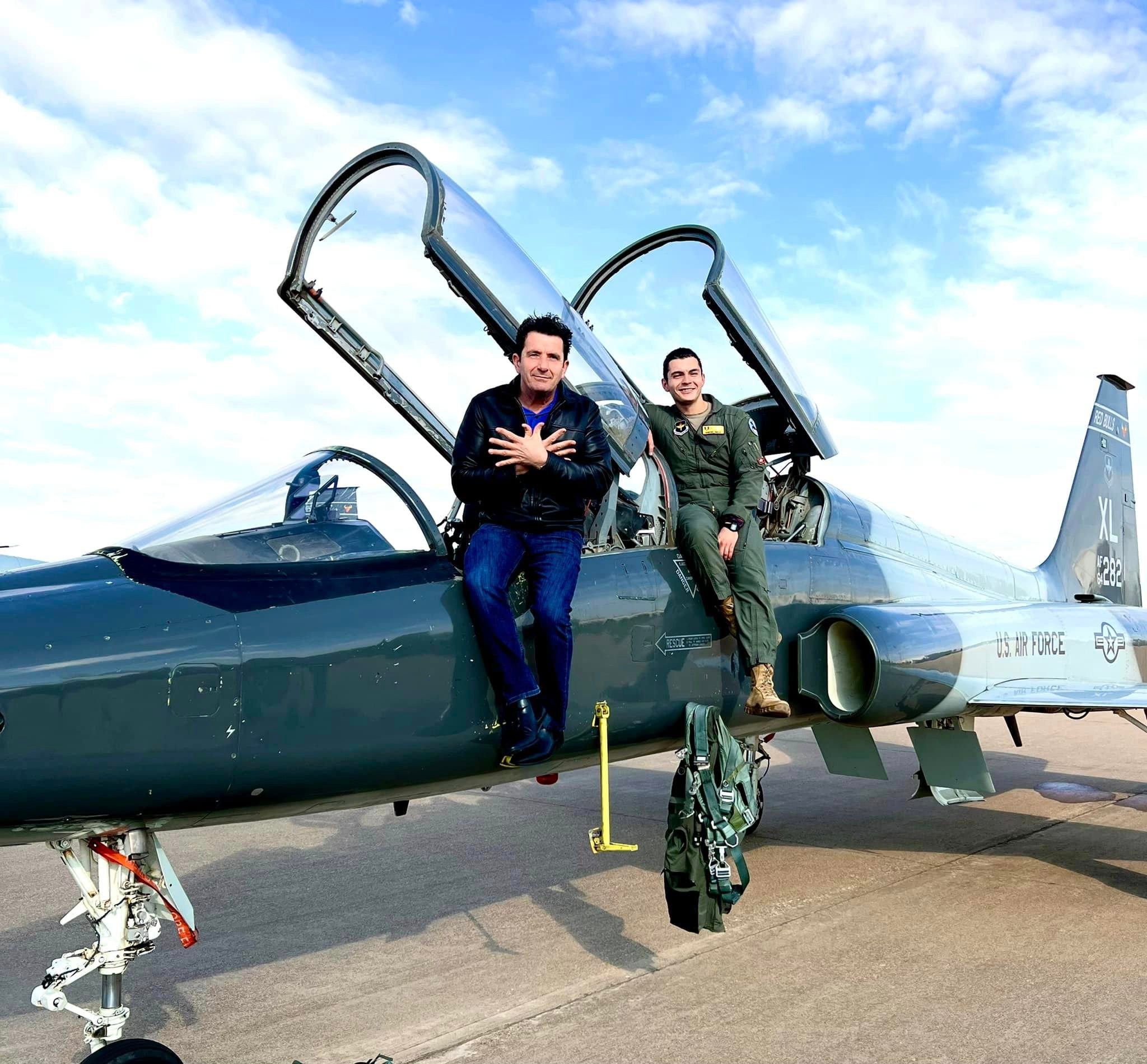 Emocionuese, shqiptari nga Kosova – pilot i Forcave Ajrore Amerikane (Video)