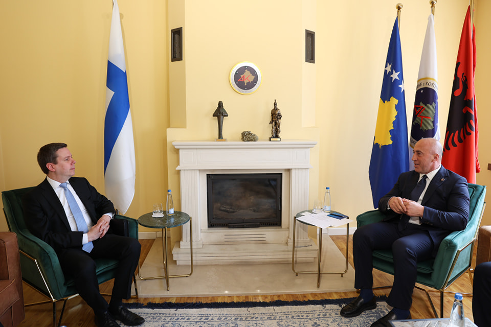 Haradinaj takon ambasadorin finlandez, diskutojnë për modalitetet në fazën e zbatimit të marrëveshjes mes Kosovës dhe Serbisë