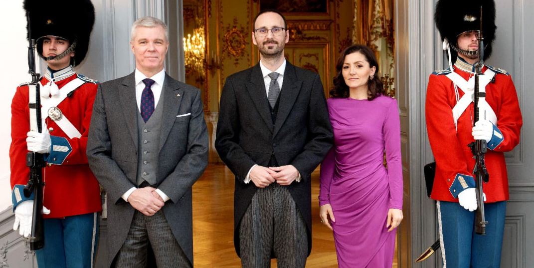 Ambasada e Kosovës në Gjermani i dorëzon letrat kredenciale Princit danez