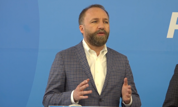 Tahiri: Kapja e prokurorisë i duhet Albin Kurtit për ta mbrojtur Martin Berishajn