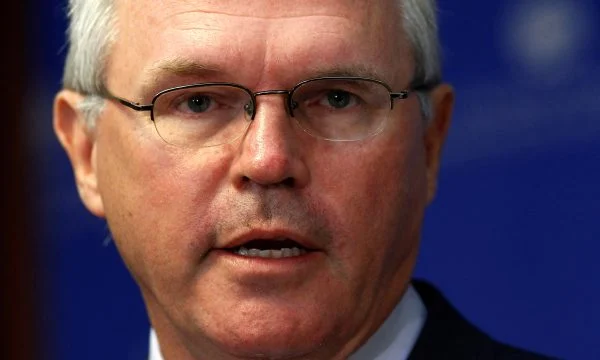 Nga zyra e Presidentes i reagojnë Ambasadorit Hill: Paska vendosur ta rishkruaj historinë