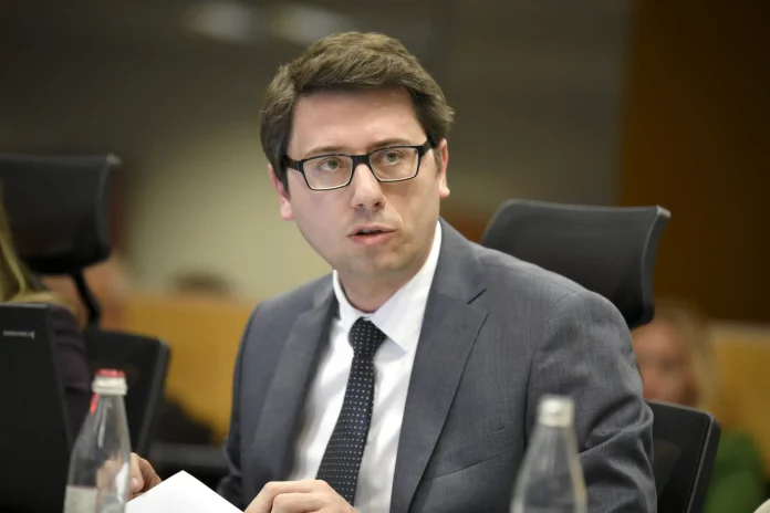Murati mohon të ketë humbje në Trust nga mungesa e Bordit