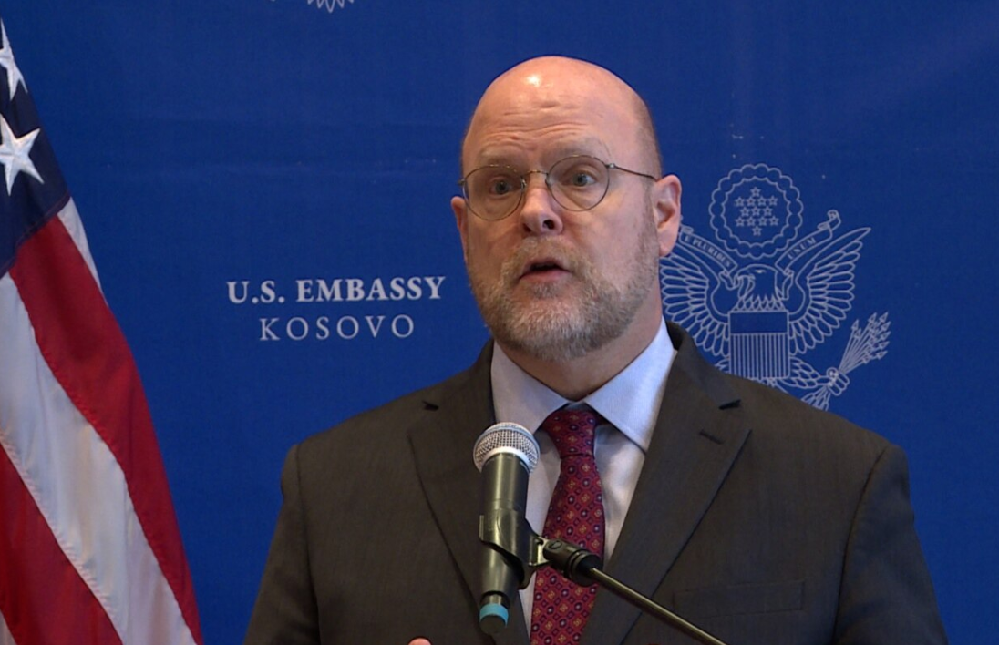 “Një pjesë e marrëveshjes po zbatohet”, për çka e ka fjalën Hovenier