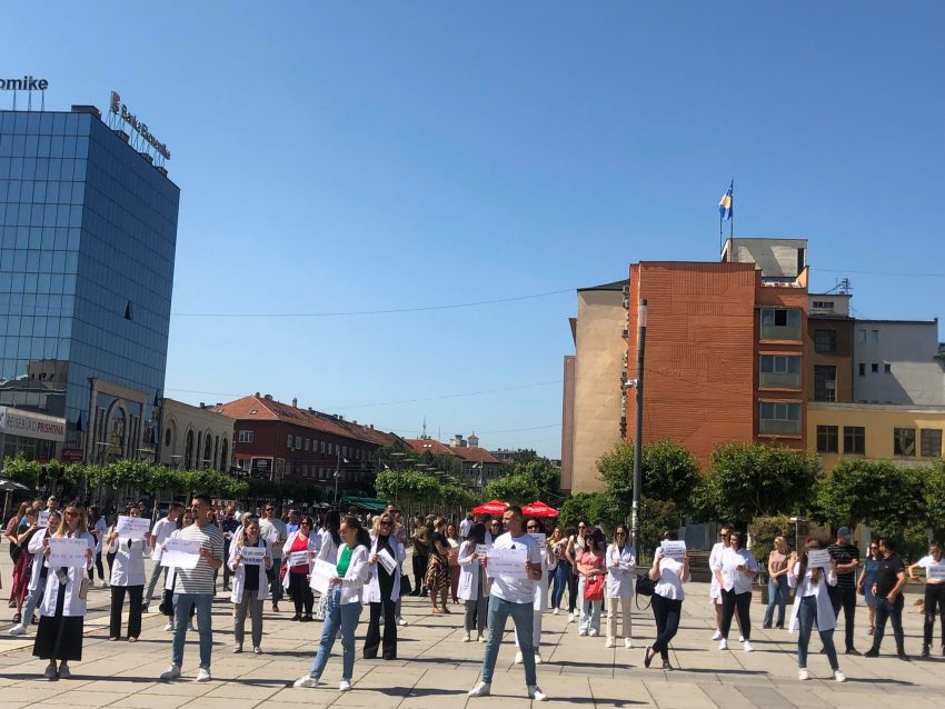 Infermierët e Kosovës, sytë nga tregu i jashtëm