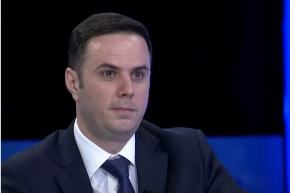 Abdixhiku e krahason Kurtin me Vali Corleonen: Kurrë puna e mbarë s’iu ka thënë askush