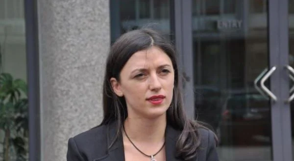 Haxhiu: Fuqizimi i grave ndodh vetëm kur ato pavarësohen ekonomikisht