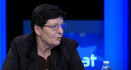 Ministria e Albulena Haxhiut humbi mostrat e Astrit Deharit, nëna e tij e cilëson si vdekje të dytë