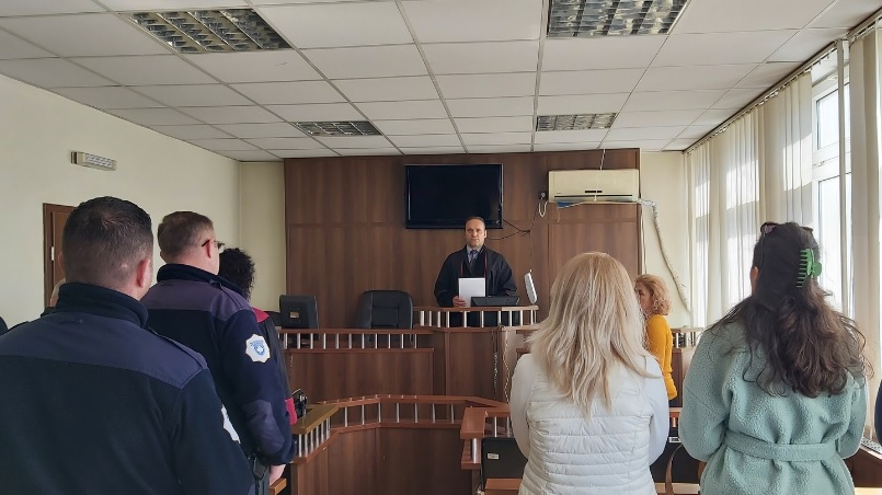 1 vit e 6 muaj burgim ndaj të pandehurit H.H. për ngacmim seksual