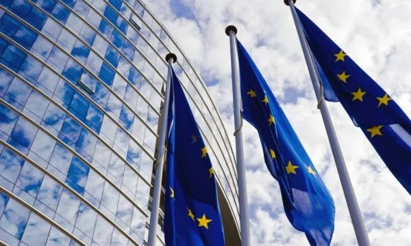 3 vendet e BE-së që kanë pagesat më të larta për orë pune