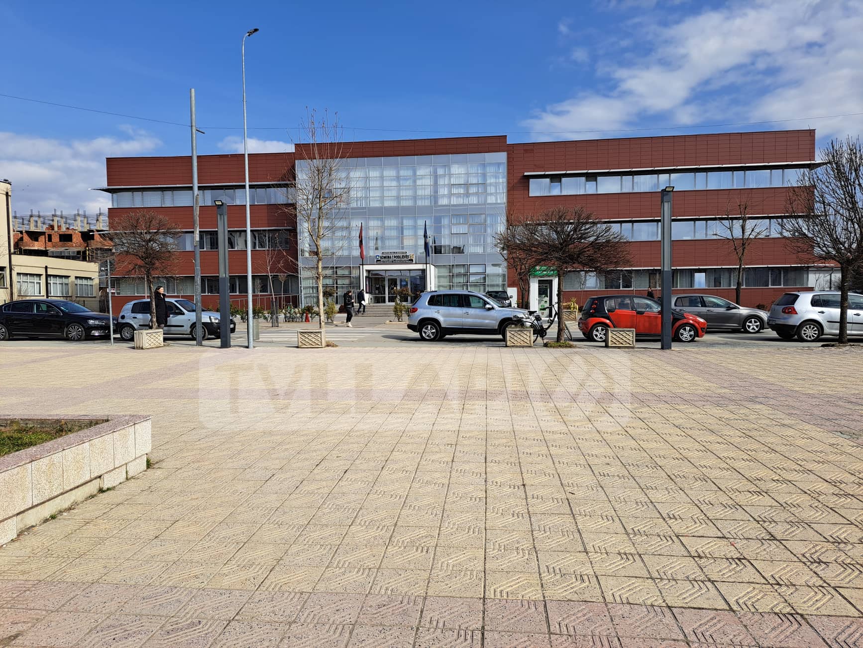 Komuna e Podujevës ka një njoftim për bizneset llapjane