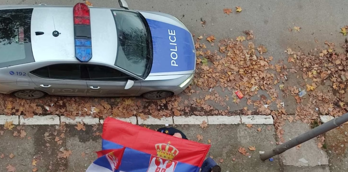 Therje me thikë në veri, Sveçla thotë se dorasi është pjesë e strukturave paralele serbe