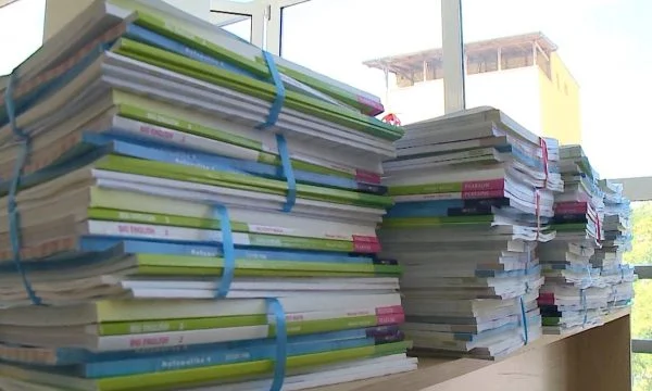 “Seksizëm, diskriminim, informacione të rreme”, si janë privuar nxënësit nga marrja e njohurive të sakta?