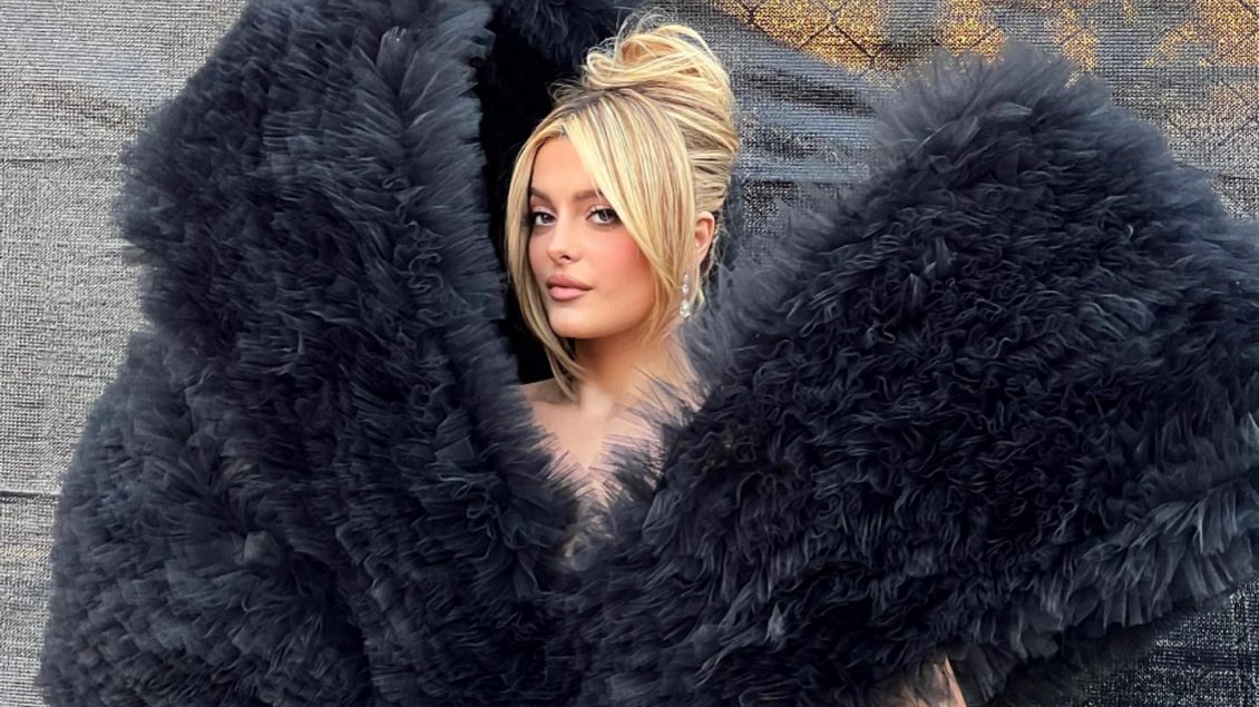 Bebe Rexha në intervistë për Rolling Stone flet për mizogjeninë në kulturën shqiptare: Burrat flasin dhe hanë të parët, gratë trajtohen si njerëz të dorës së dytë