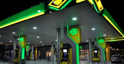 Përleshje brutale mes disa personave në restorantin HIB: 30-vjeçarit pëson lëndime të rënda, Policia përdor sprej