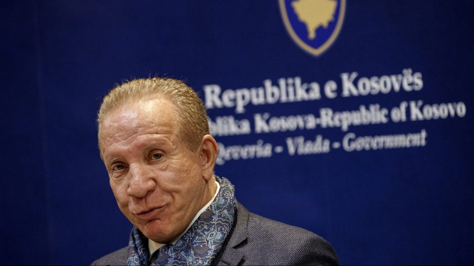 Lajmi i fundit vjen nga Kuvendit, Pacolli ‘kalon’ kah deputetët e PDK-së