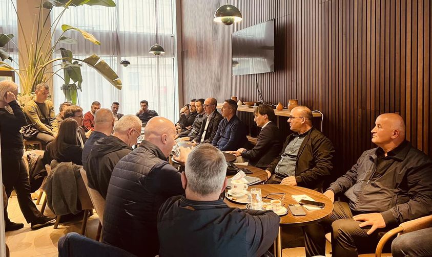 Kryetari Bulliqi po merr pjesë në një vizitë studimore në Lublanë të Sllovenisë