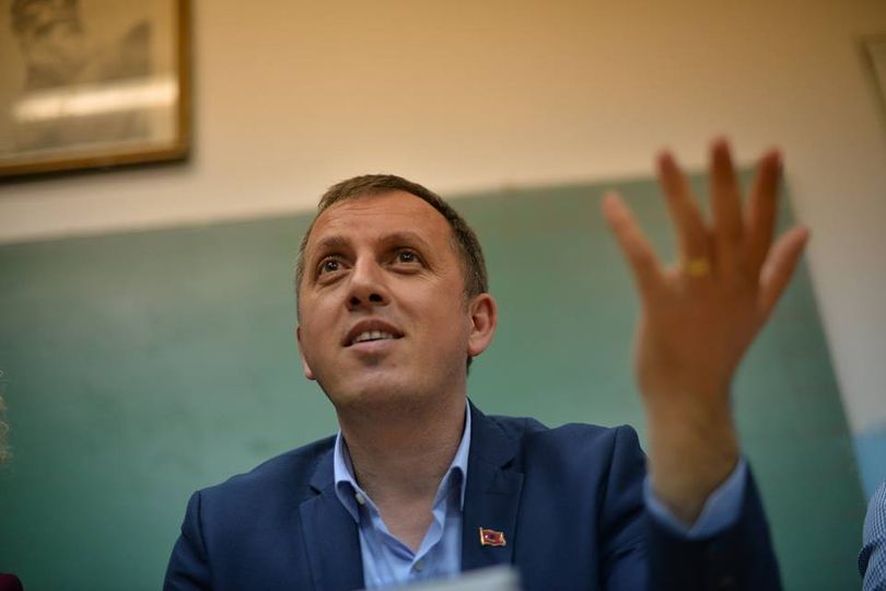 Zyba ia kthen Haki Abazit: Mos e ke provu picën e PDK-së?