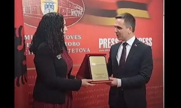 Kasami i ndau Osmanit çmimin “Çelësi i Qytetit të Tetovës”