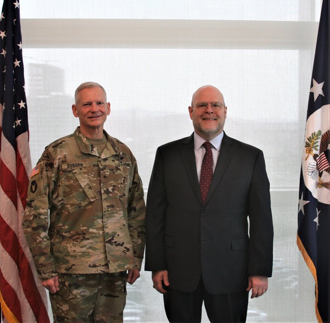 Hovenier mirëpret Gjeneralin e Gardës së Iowa-s në Kosovë: Vlerësojmë partneritetin e Iowa-s me FSK-në