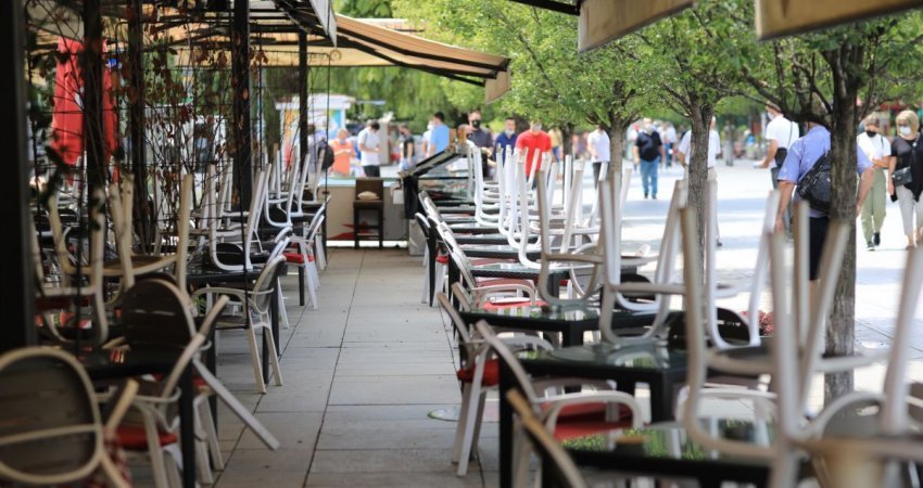 Muaji prill ‘rrush’ prej pushimeve, e hëna dhe e marta janë pushim