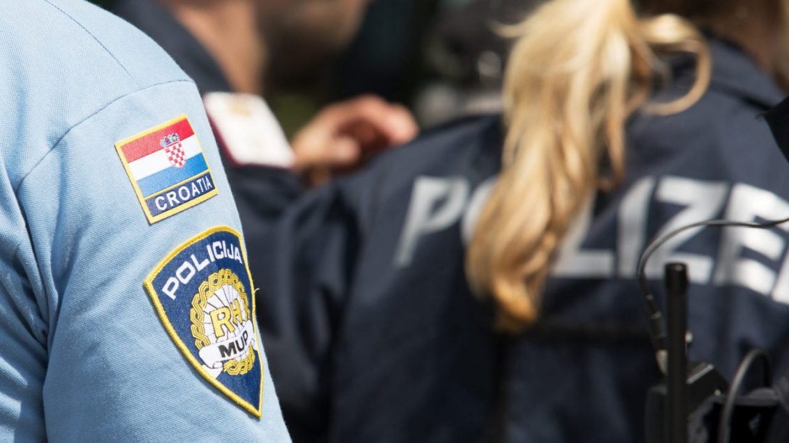 Shtetasi çek në Kroaci tentoi të kontrabandojë katër shtetas të Kosovës