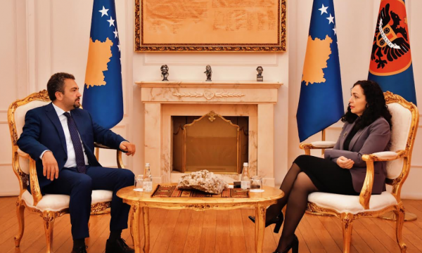 Osmani: Serbia s’mund t’i diktojë proceset kushtetuese në Kosovë, qytetarët serbë u kërcënuan