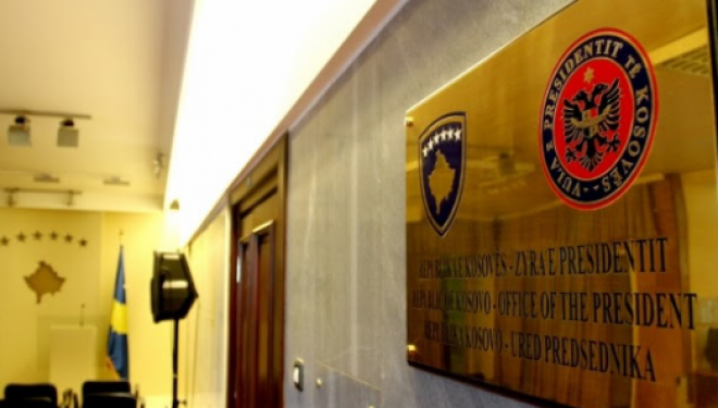 Presidenca reagon pas arrestimit të të dyshuarit për djegien e veturave në veri