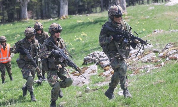 Zvicra zhvillon stërvitje ushtarake më të madhe në 3 dekada, roli i saj në mbrojtjen evropiane në fokus