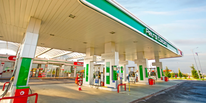 Këto janë çmimet e derivateve në Kosovë dhe rajon