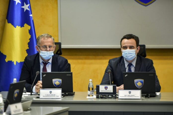 Kurti dhe Bislimi nisen drejt Brukselit për takimin me Vuçiqin