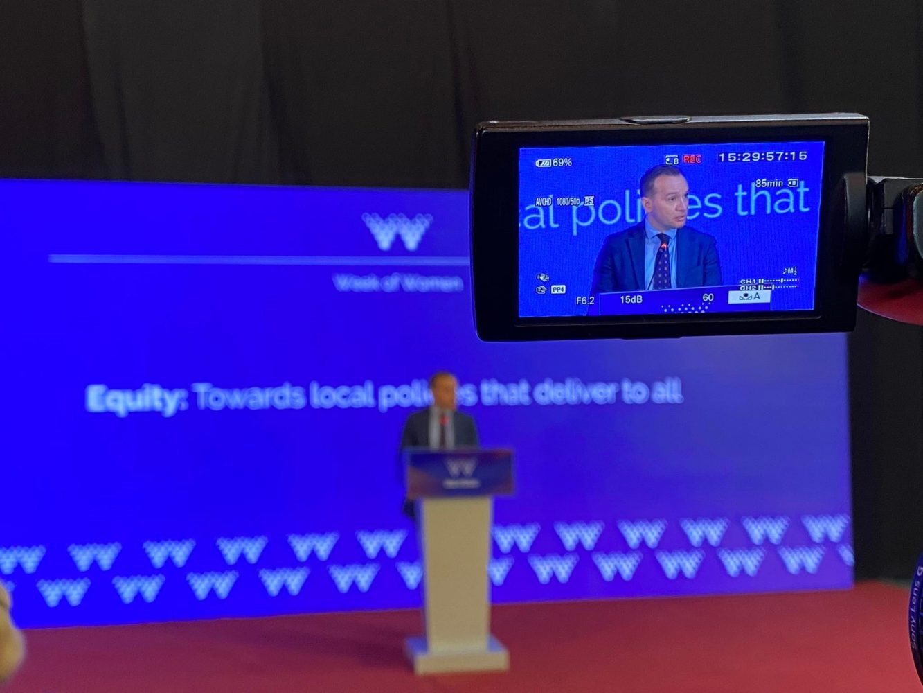 NDI diskuton për politikat lokale – Zogaj: Kabineti i kryetarit është i kryesuar nga gratë