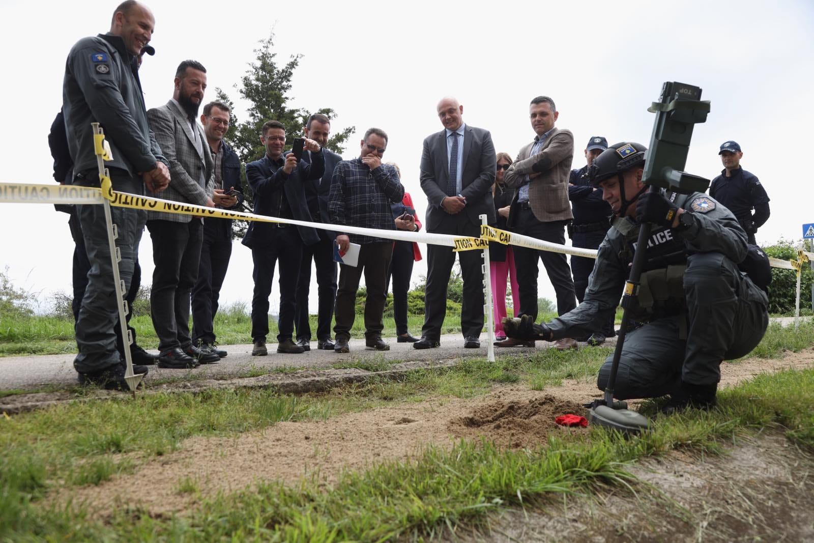 Policia merr donacion nga UNDP per avancimin e kapaciteteve në detektimin e eksplozivëve