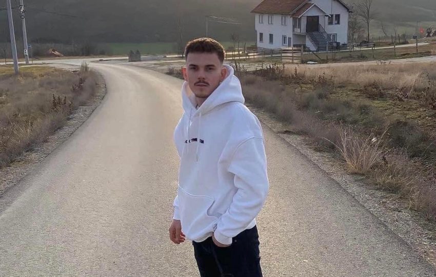 Sot i jepet lamtumira e fundit 19-vjeçarit që humbi jetën në vendin e punës në Prizren