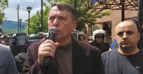 Ish-kryetari i Zveçanit përsërit kërkesat e serbëve