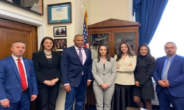 Një delegacion i Kuvendi po merr pjesë në “Open World” në SHBA