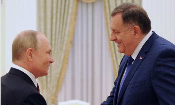 Dodik takohet me Putinin, mburret që bllokoi sanksionet e Bosnjës ndaj Rusisë