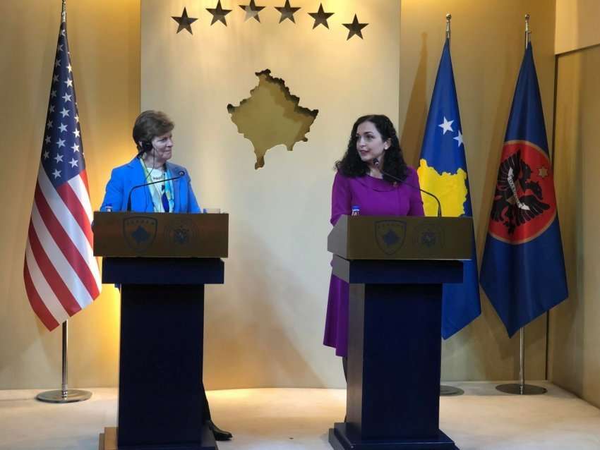 Kosova merr një vërejtje serioze  nga senatorët amerikan